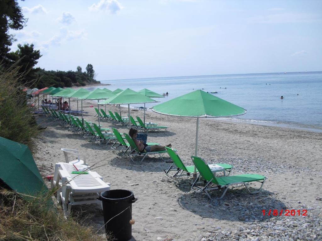 Kangaroo Hotel Мола-Каліва Екстер'єр фото
