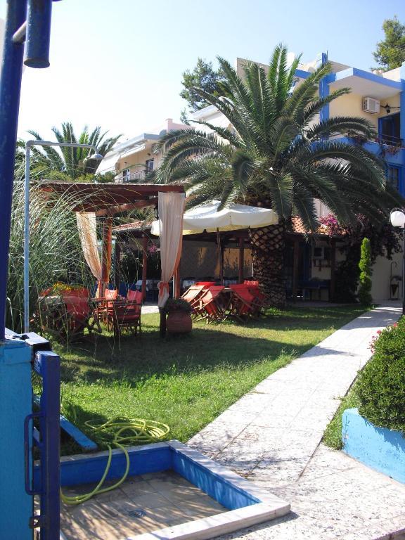 Kangaroo Hotel Мола-Каліва Екстер'єр фото