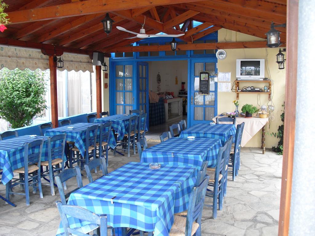 Kangaroo Hotel Мола-Каліва Екстер'єр фото
