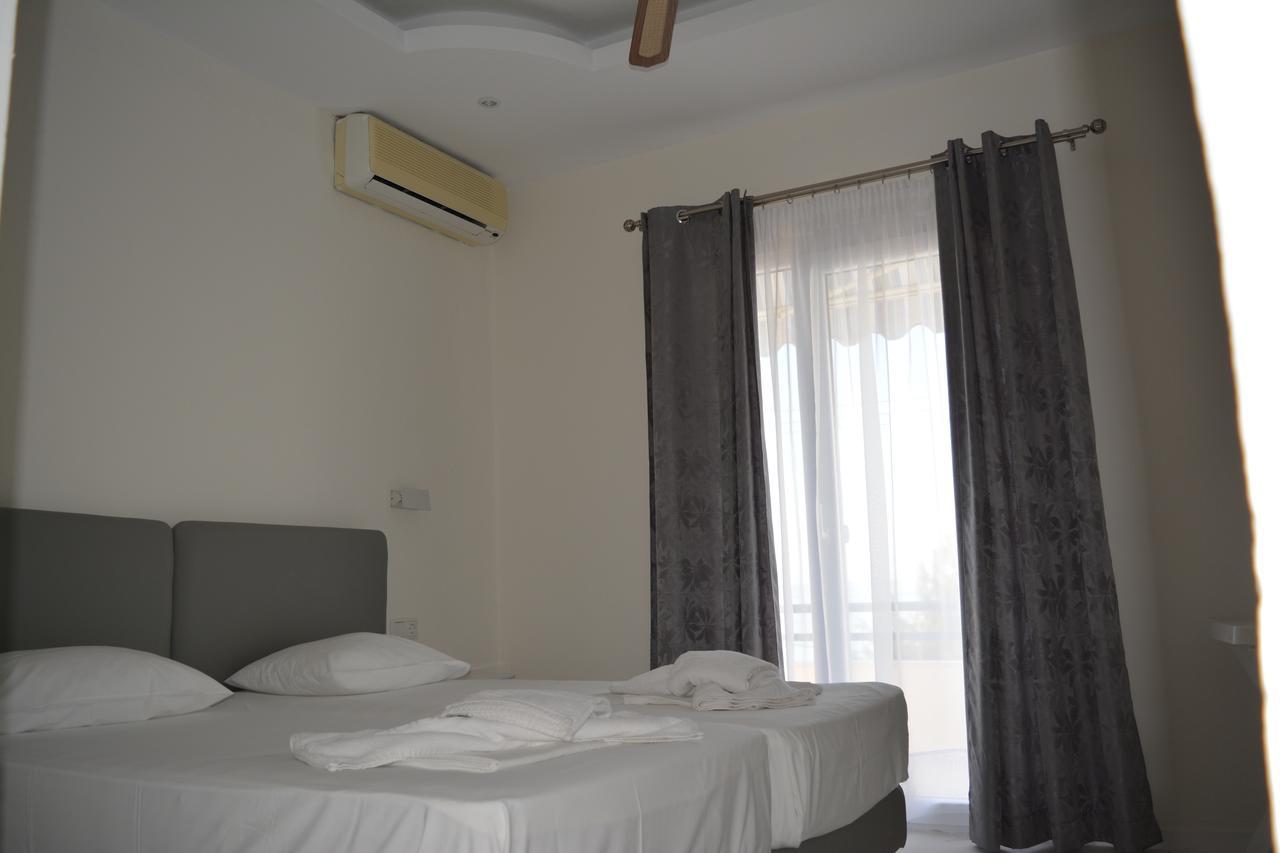 Kangaroo Hotel Мола-Каліва Екстер'єр фото